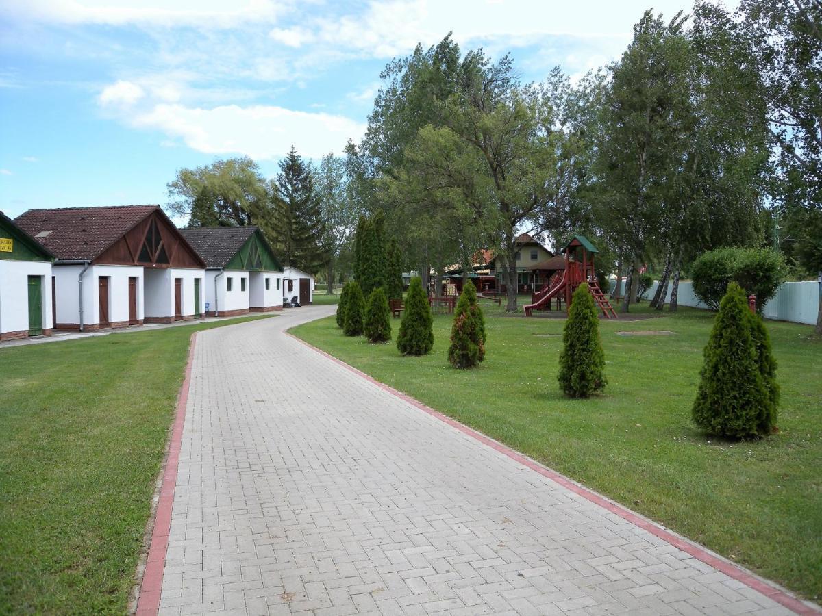 Apartment Balatonbereny 8 Exteriér fotografie